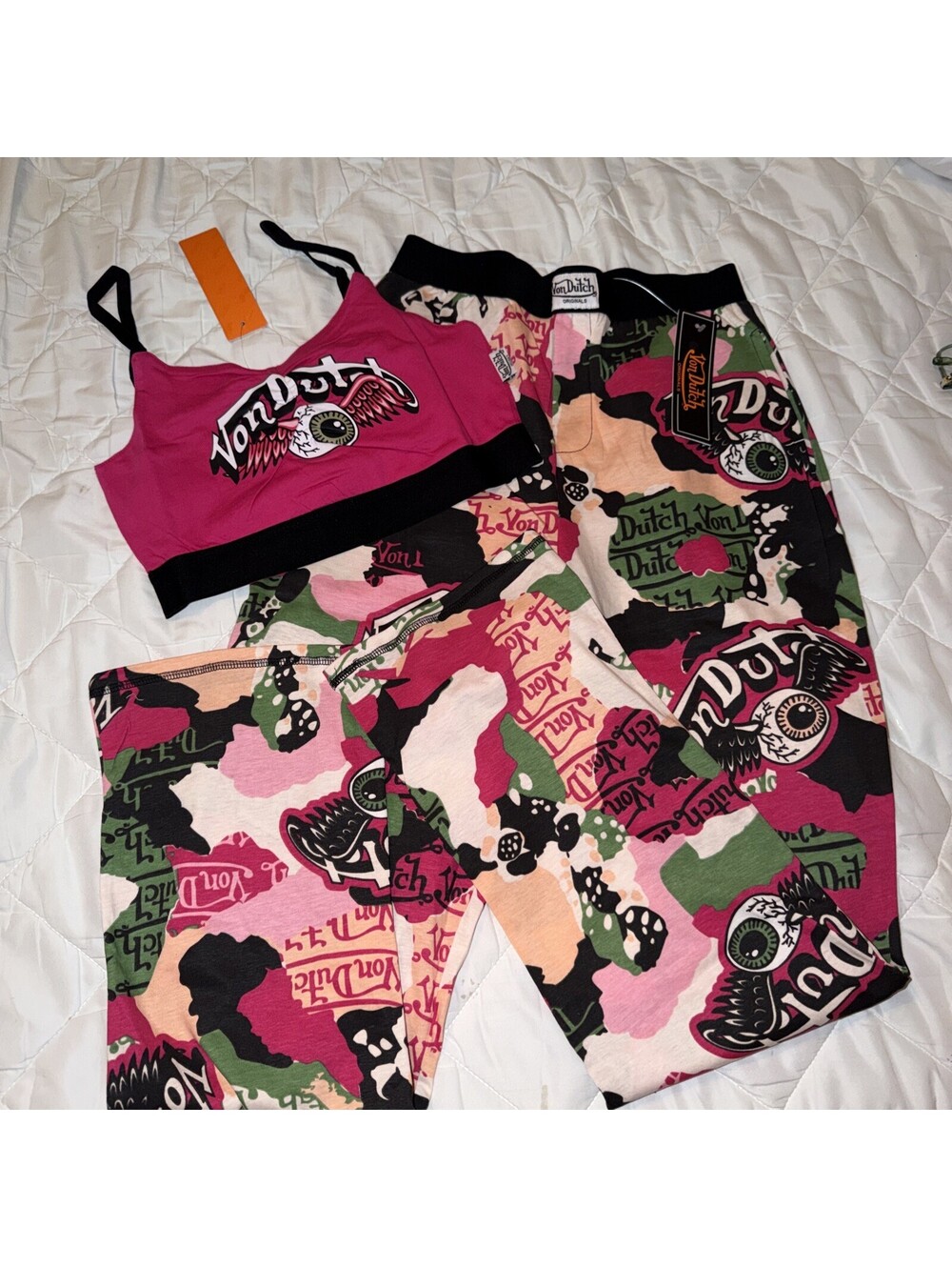 NWT Von Dutch Pajama Set Size Women's MEDIUM super colorful camo w/ pink text